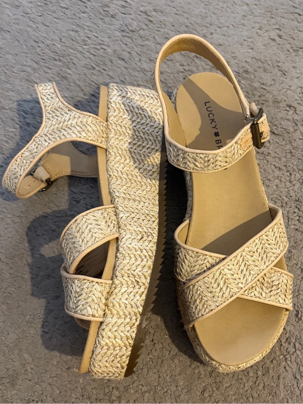 Lucky Brand Women's Beige Woven Platform Sandals